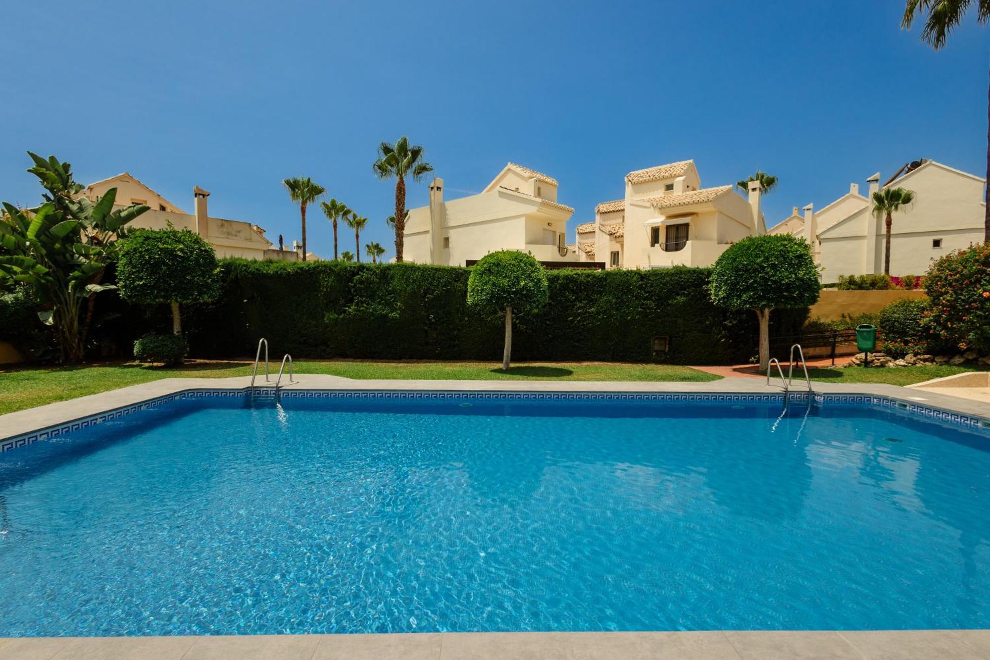 Beautiful Townhouse Walking Distance To The Beach In Costabella, מארבלה מראה חיצוני תמונה