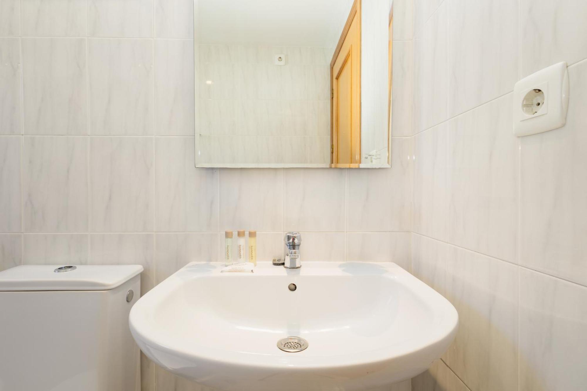 Beautiful Townhouse Walking Distance To The Beach In Costabella, מארבלה מראה חיצוני תמונה