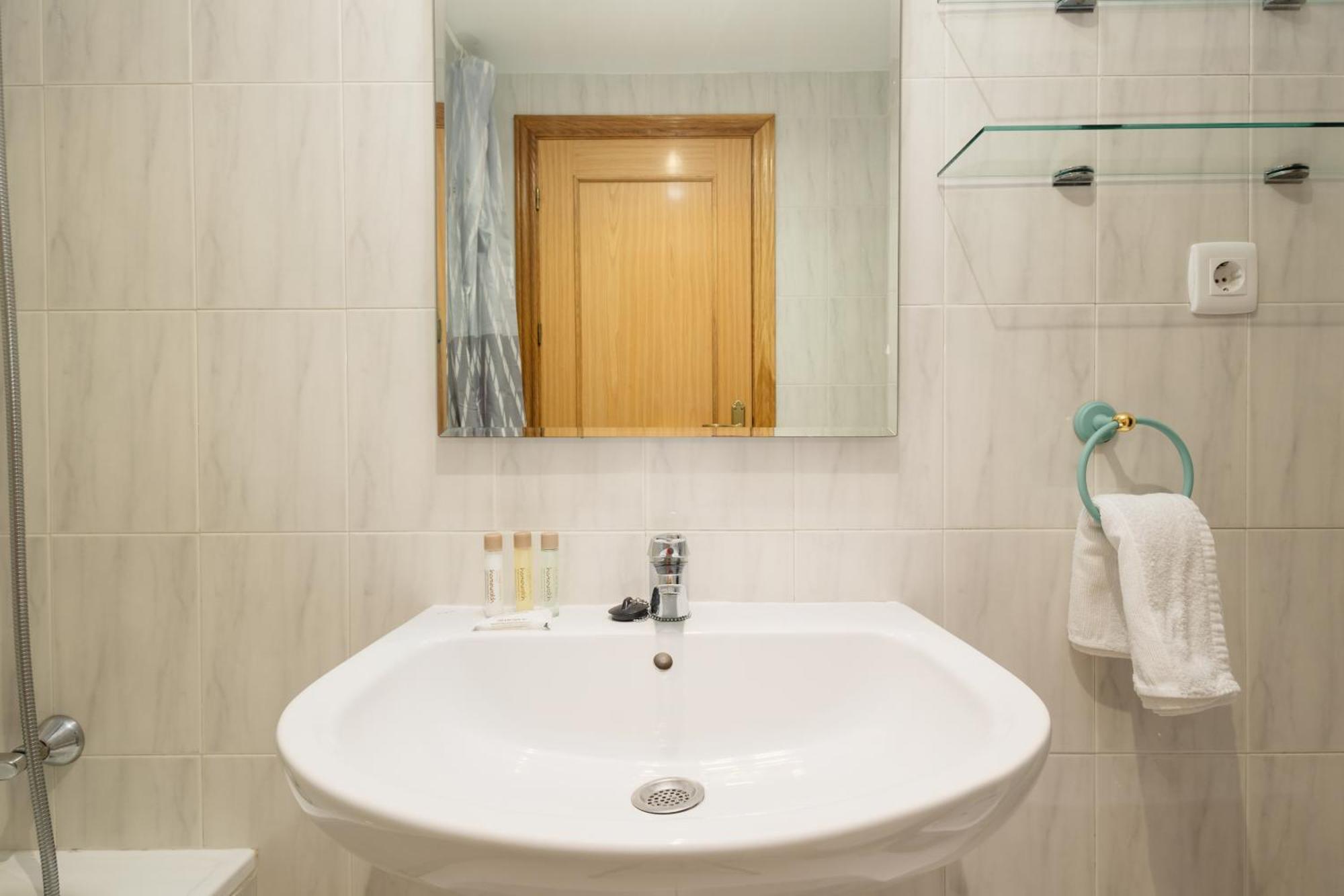 Beautiful Townhouse Walking Distance To The Beach In Costabella, מארבלה מראה חיצוני תמונה