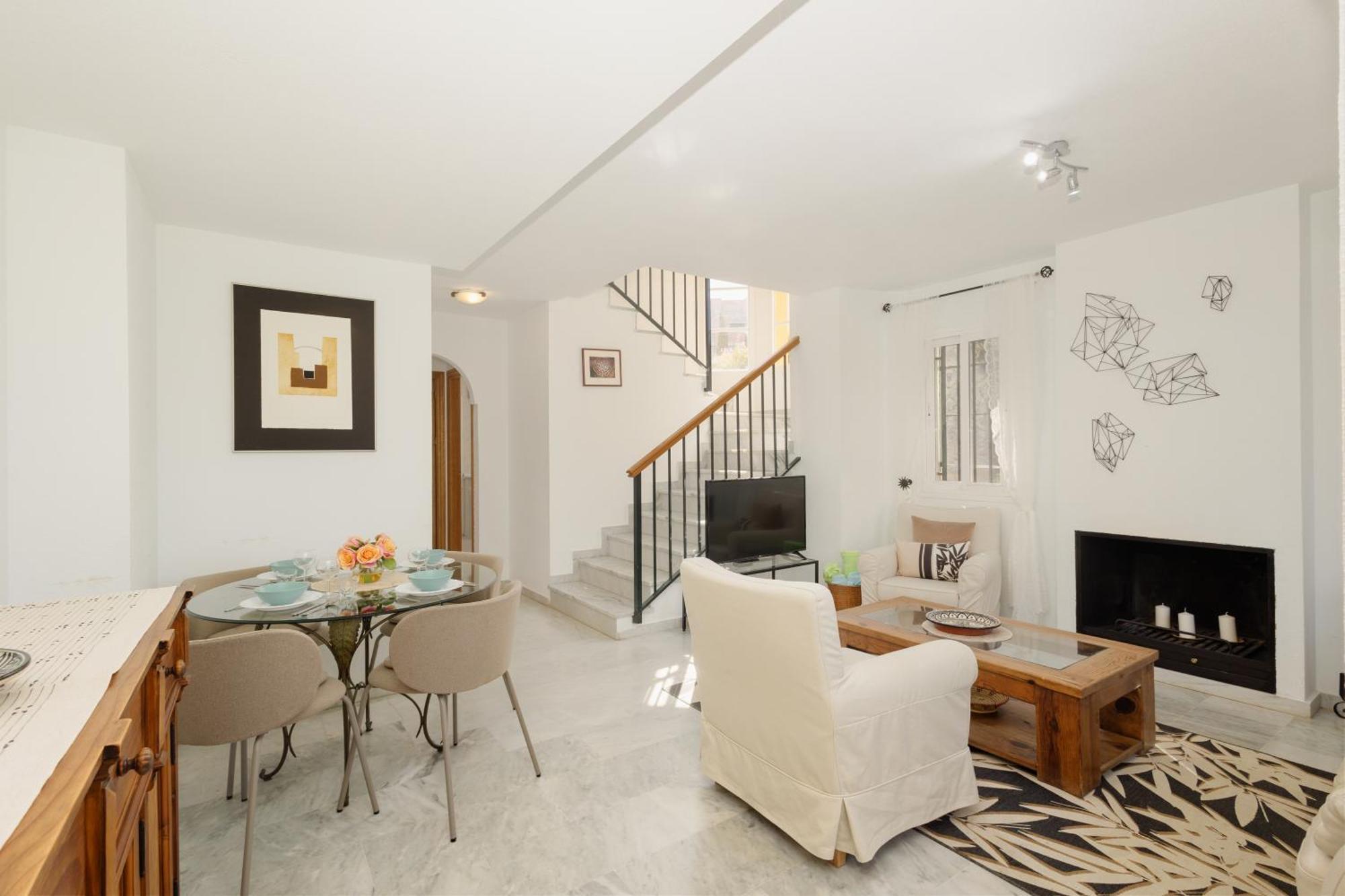 Beautiful Townhouse Walking Distance To The Beach In Costabella, מארבלה מראה חיצוני תמונה