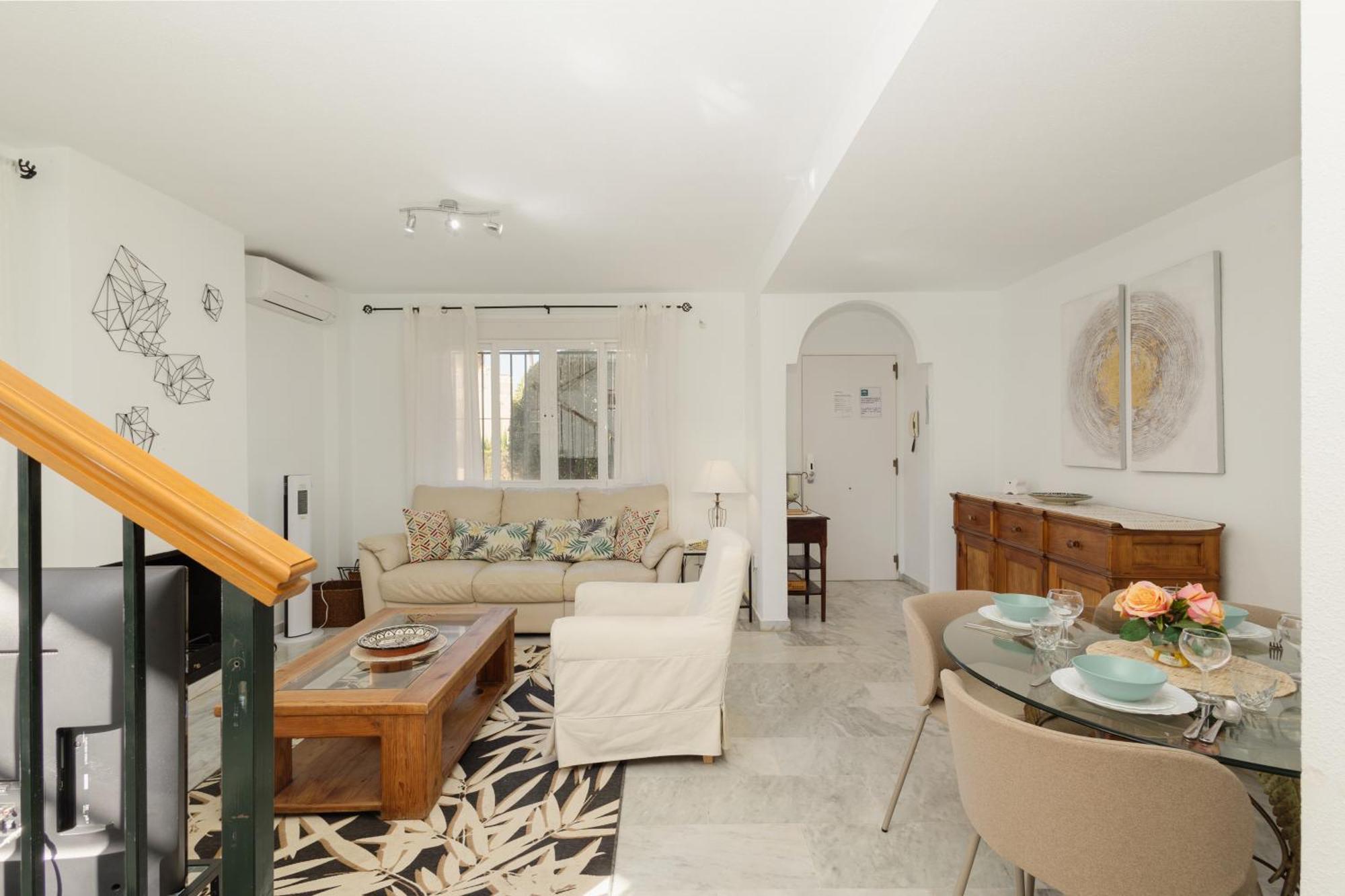 Beautiful Townhouse Walking Distance To The Beach In Costabella, מארבלה מראה חיצוני תמונה