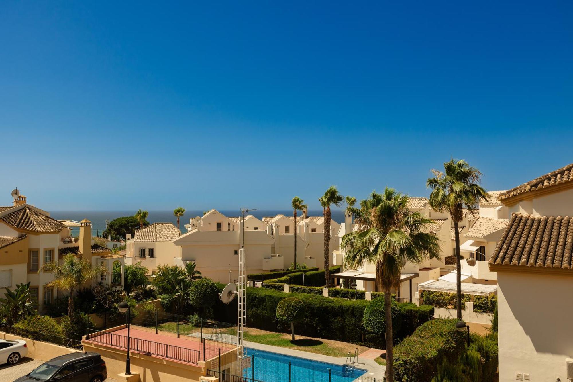 Beautiful Townhouse Walking Distance To The Beach In Costabella, מארבלה מראה חיצוני תמונה